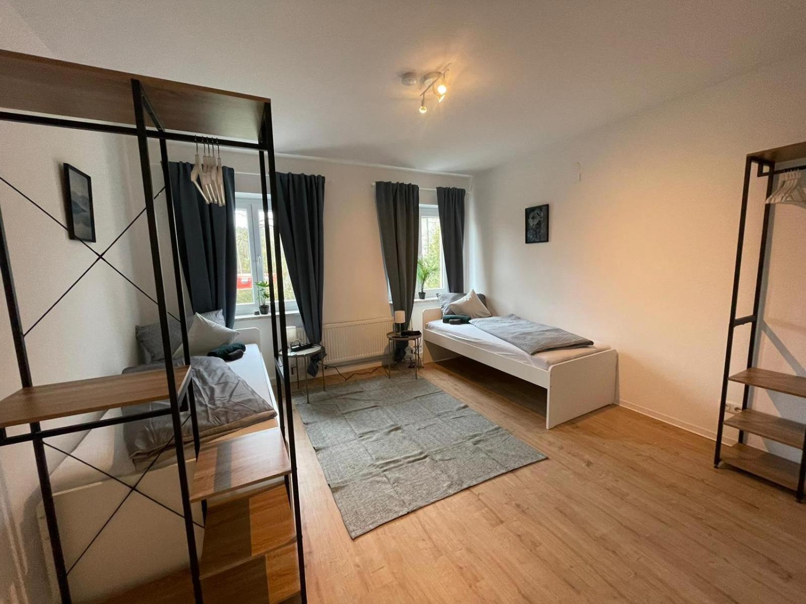 Hometonight Workers Home - Apartments In Schnabelwaid Bagian luar foto